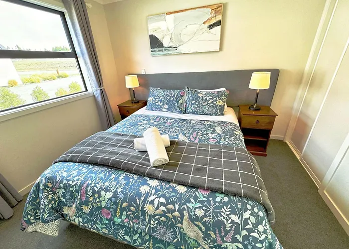 33 Star Apartment