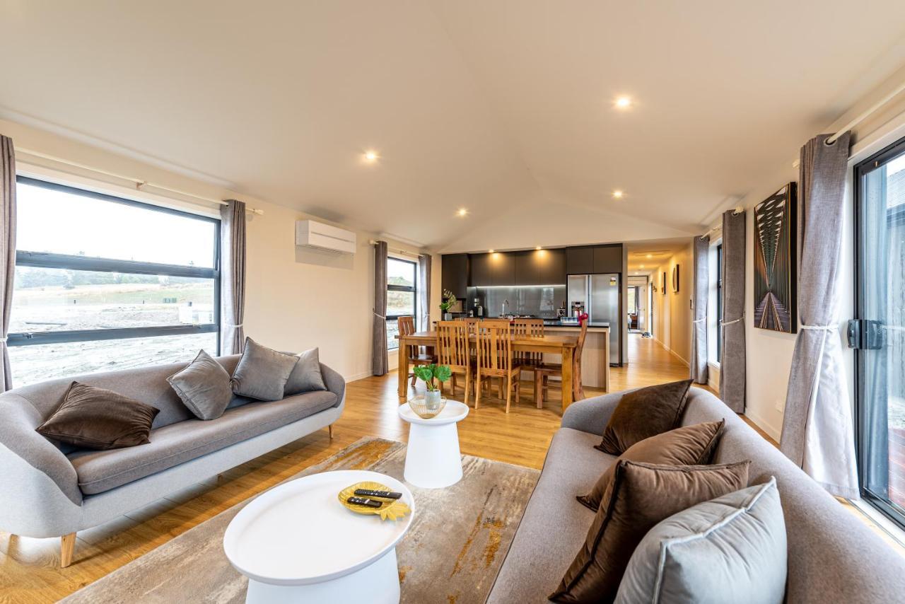 33 Star Apartment *