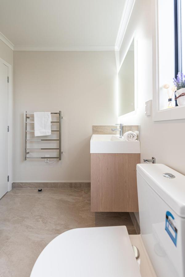 33 Star Apartment