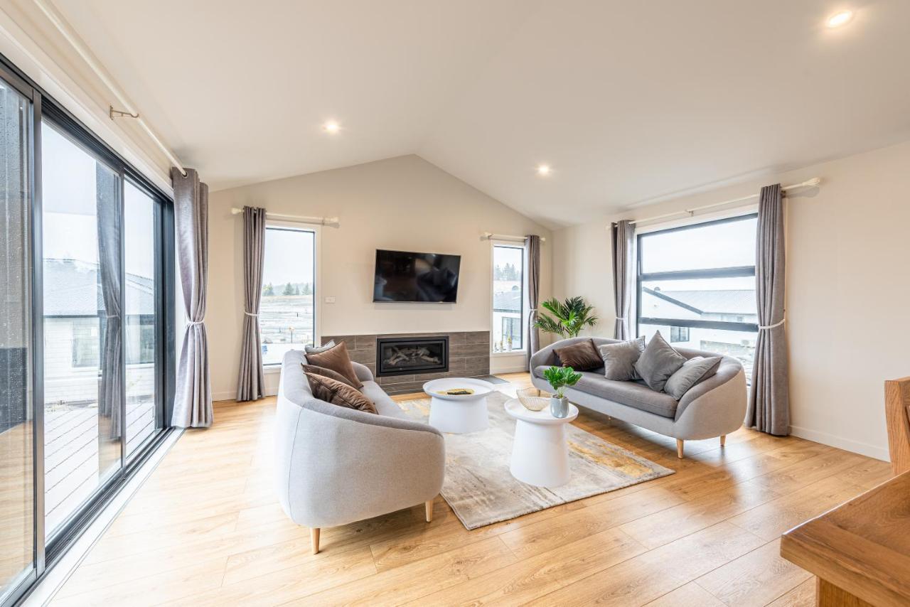 33 Star Apartment *