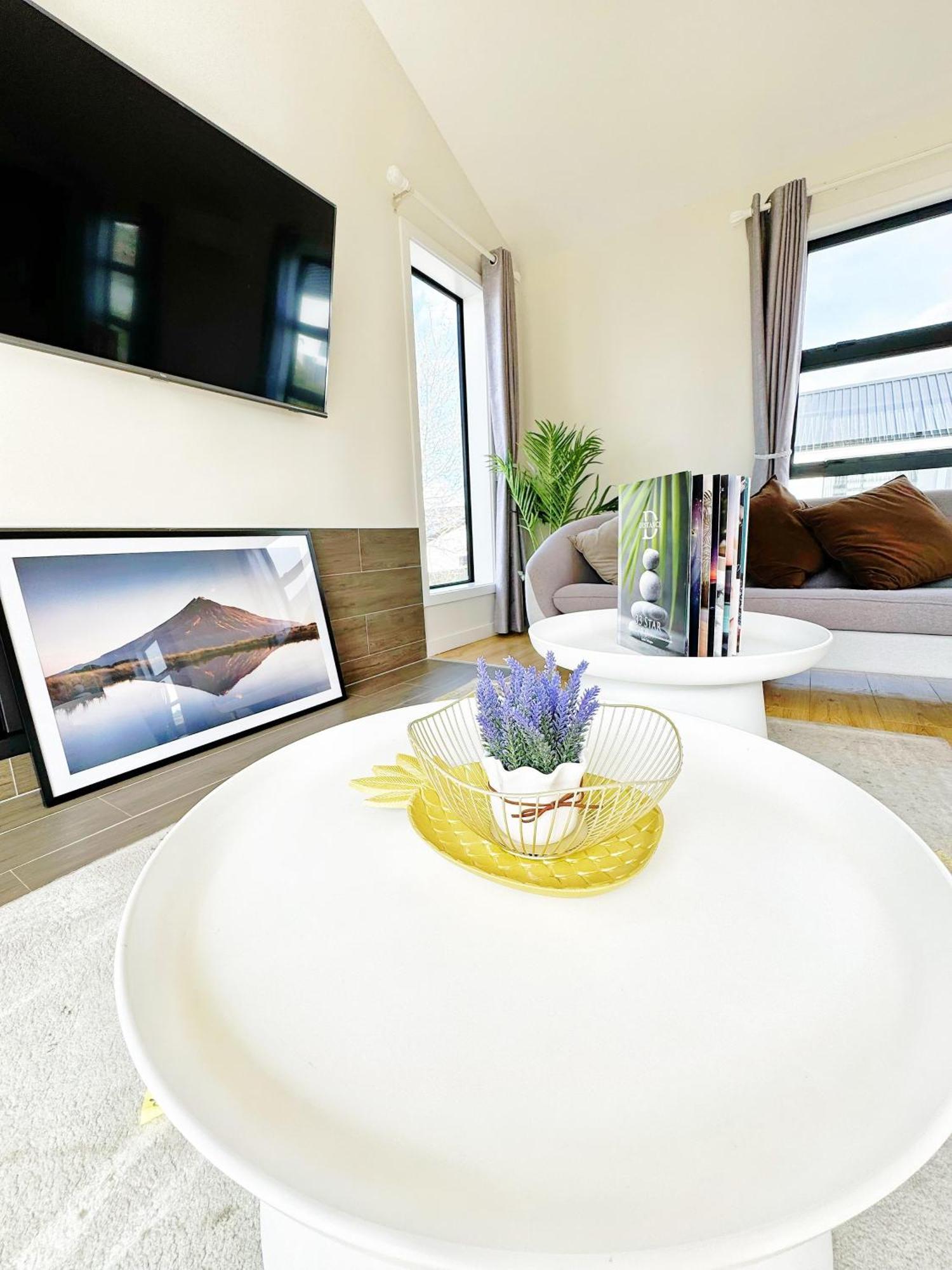 33 Star Apartment
